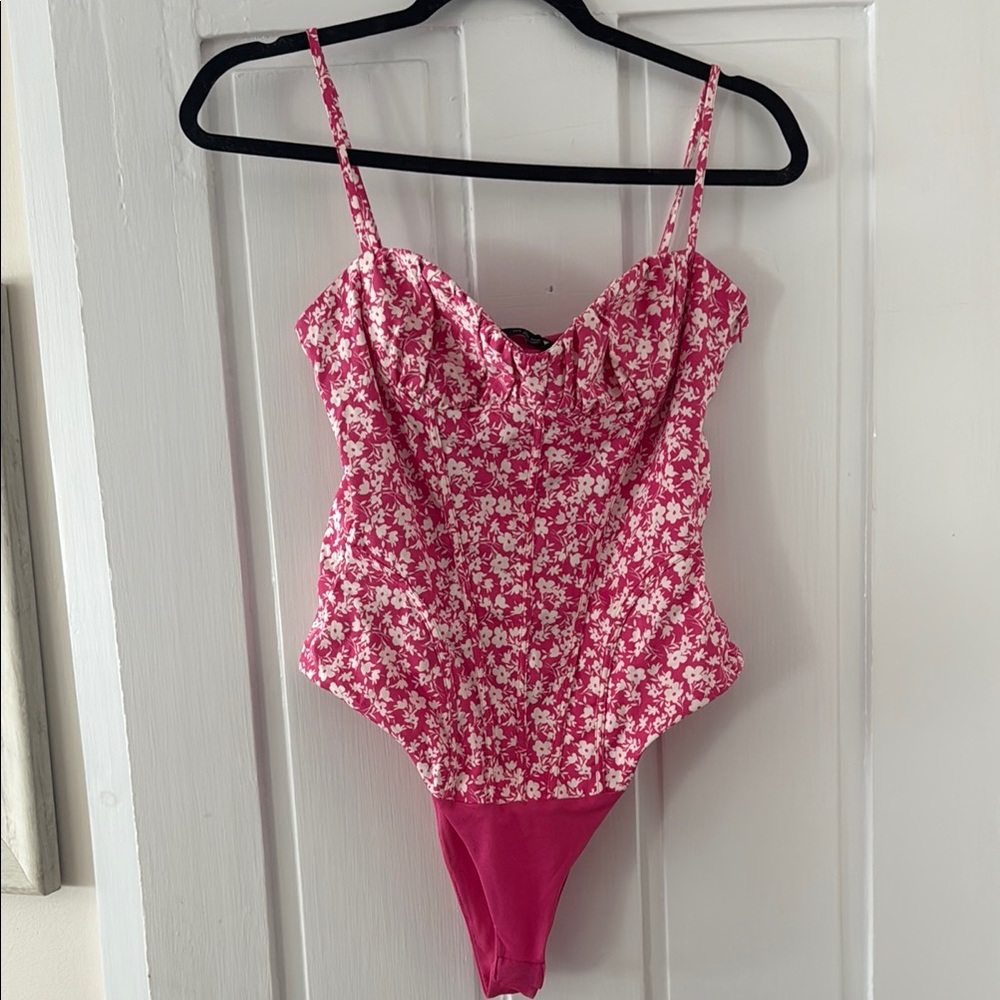 NWT Zara Floral Pink Bodysuit
